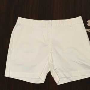 GH Bass and Co Womens White Relaxed Fit Shorts Size 6 NWT